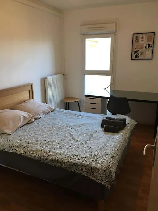 Apartment Flc - Vaste T3- 2 Bedrooms - Ascenseur-Parking -7 Guests Marseille