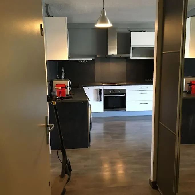 Apartment Flc - Vaste T3- 2 Bedrooms - Ascenseur-Parking -7 Guests Marseille